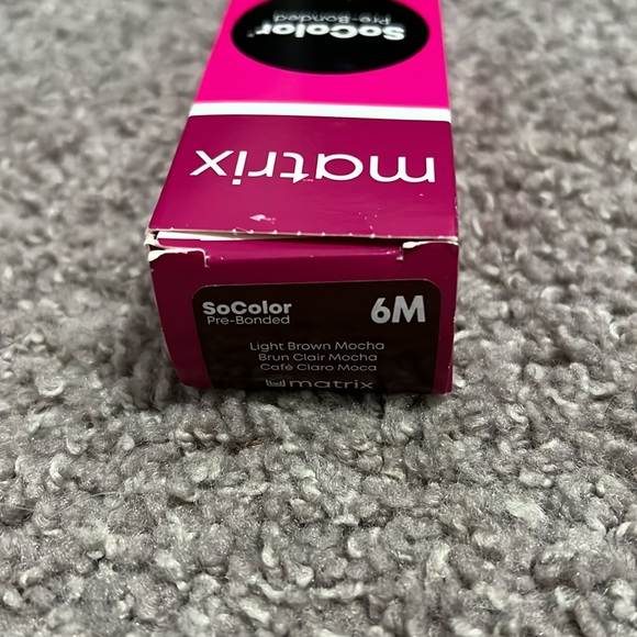 Matrix SoColor 6M - Picture 2 of 2